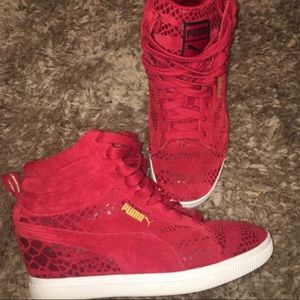 ISO Puma Natural Calm Wedges Jester Red size 7.5-8